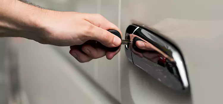 Why Choose Our Auto Locksmith Team in Mason City, IA?