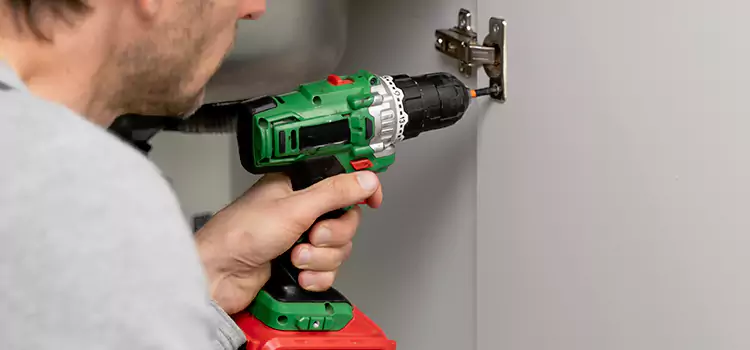 Commercial Door Hinge Repair Mason City