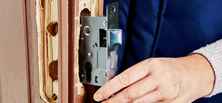 Garage Door Lock Replacement Mason City